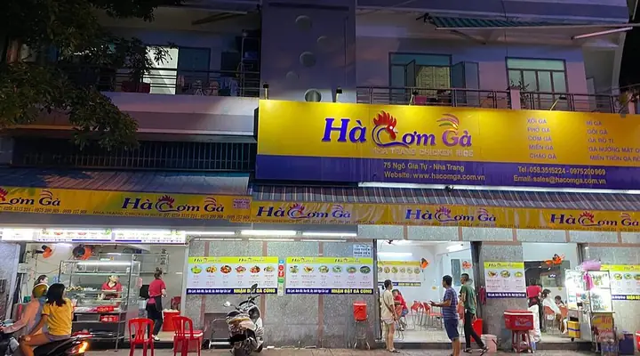Khám Phá Cơm Gà Hà Nha Trang: Địa Chỉ, Menu & Đánh Giá Chi Tiết