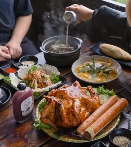 Khám Phá 10 Quán Gà Nướng Cơm Lam Đà Lạt Ngon Nhất Cho Du Khách