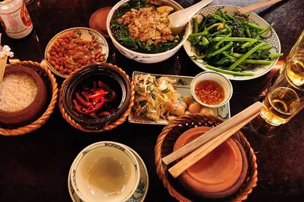Top 5 Quán Cơm Ngon Nổi Tiếng Ở Nha Trang: Đánh Giá Chi Tiết Và Gợi Ý Lựa Chọn