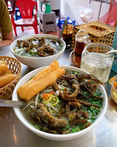 Khám Phá 12 Quán Miến Lươn Hà Nội Ngon, Chuẩn Vị Người Địa Phương Khám Phá 12 Quán Miến Lươn Hà Nội Ngon, Chuẩn Vị Người Địa Phương