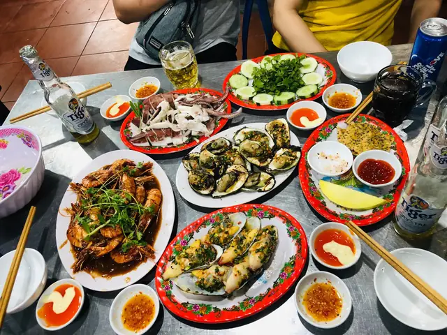 Khám Phá Hải Sản Năm Đảnh: Thực Đơn, Giá Và Địa Chỉ Khám Phá Hải Sản Năm Đảnh: Thực Đơn, Giá Và Địa Chỉ