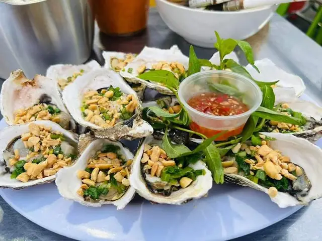 Khám Phá Top 10 Quán Ốc Ngon Quận 12 Cho Tín Đồ Hải Sản
