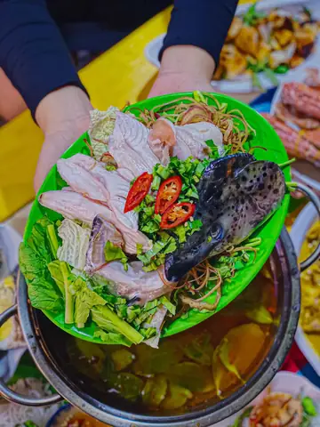 Khám Phá 12 Quán Ốc Phạm Văn Đồng Ngon, Giá Rẻ Cho Tín Đồ
