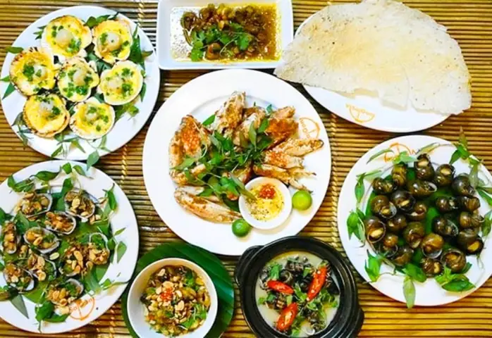 Quán Ốc Tự Nhiên Vũng Tàu - Trải Nghiệm Hải Sản Tươi Ngon Đích Thực
