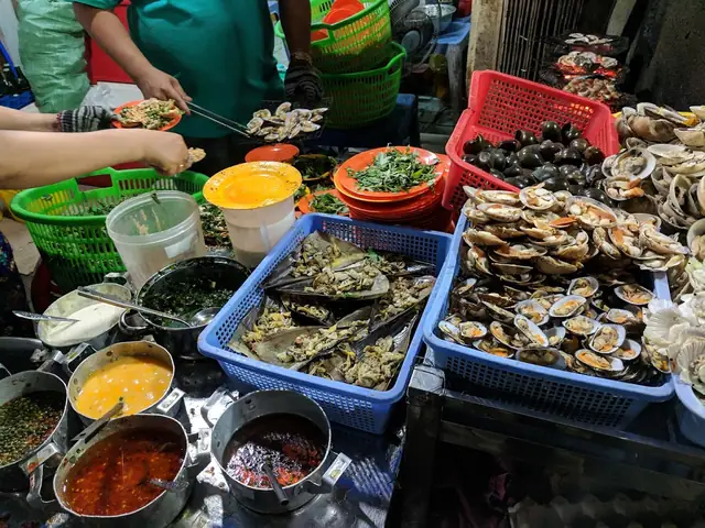 Hướng Dẫn Ăn Ốc Tuyết Dương Bá Trạc – Địa Chỉ, Thực Đơn & Mẹo Đặt Chỗ Hướng Dẫn Ăn Ốc Tuyết Dương Bá Trạc – Địa Chỉ, Thực Đơn & Mẹo Đặt Chỗ