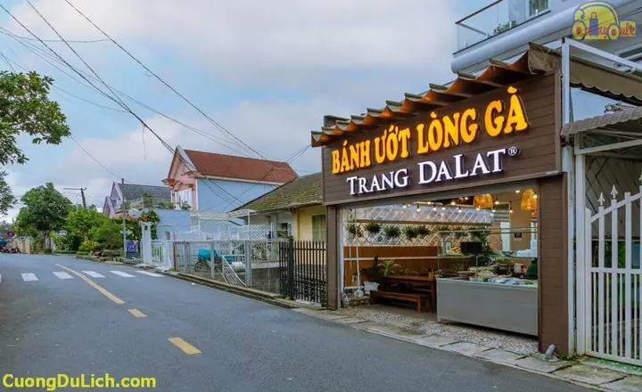 Quán Trang Bánh Ướt Lòng Gà Đà Lạt: Đánh Giá Chi Tiết Từ Một Thực Khách Cứng