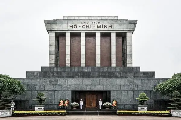 Quảng Trường Ba Đình Lăng Bác: Lịch Sử, Kiến Trúc Và Ý Nghĩa Quốc Gia