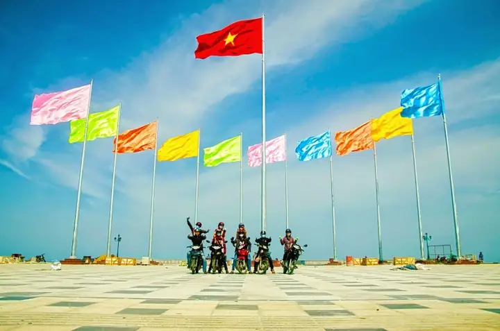 Khám Phá Quảng Trường Vũng Tàu: Lịch Sử, Điểm Đến & Trải Nghiệm