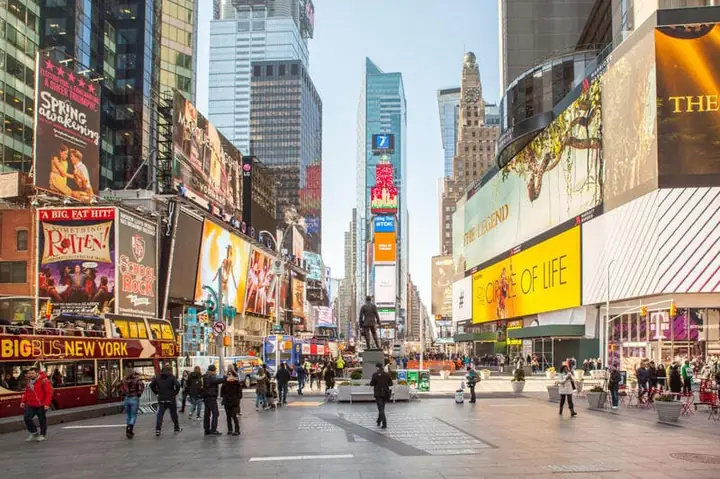 Times Square New York: Cẩm Nang Trải Nghiệm Trái Tim Nhộn Nhịp Của Thành Phố
