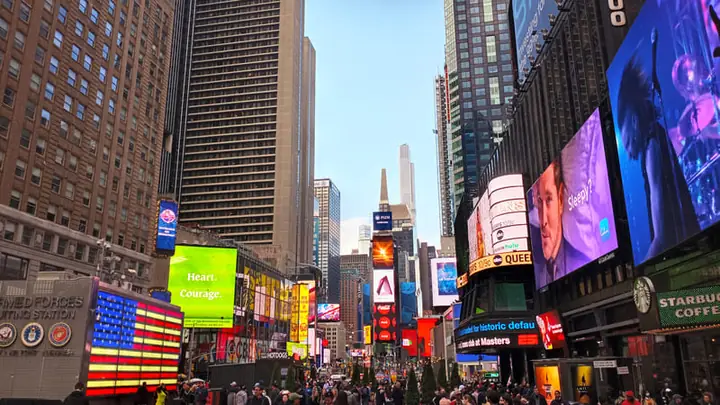 Times Square New York: Cẩm Nang Trải Nghiệm Trái Tim Nhộn Nhịp Của Thành Phố