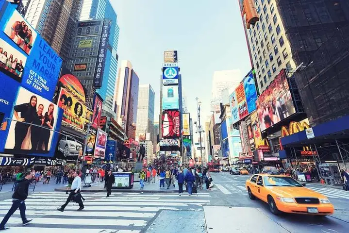 Times Square New York: Cẩm Nang Trải Nghiệm Trái Tim Nhộn Nhịp Của Thành Phố