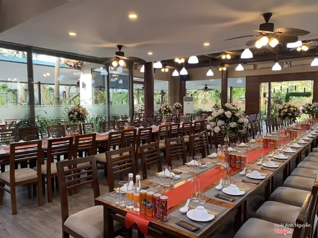 Khám Phá Nhà Hàng Công Viên Nhỏ – Ẩm Thực Xanh Giữa Hà Nội