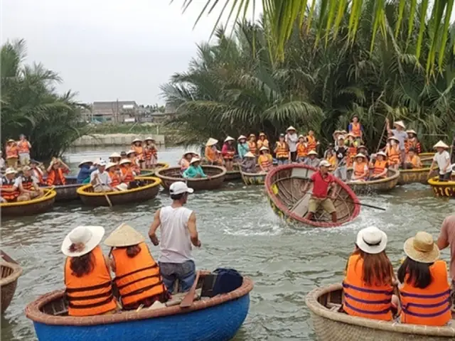 Rừng Dừa Bảy Mẫu Hội An: Hướng Dẫn Chi Tiết Cho Du Khách Rừng Dừa Bảy Mẫu Hội An: Hướng Dẫn Chi Tiết Cho Du Khách