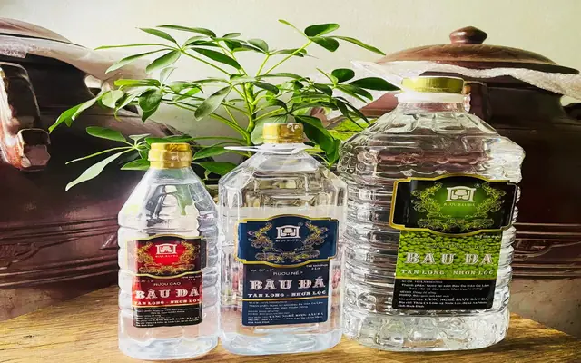 Cách Thưởng Thức Rượu Bầu Đá Bình Định Cho Tín Đồ Ẩm Thực