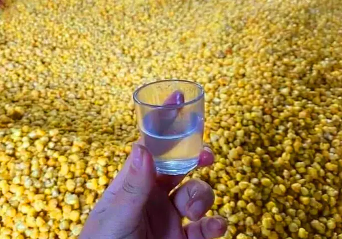 Top 7 Loại Rượu Ngô Truyền Thống Và Địa Chỉ Mua Uy Tín Top 7 Loại Rượu Ngô Truyền Thống Và Địa Chỉ Mua Uy Tín