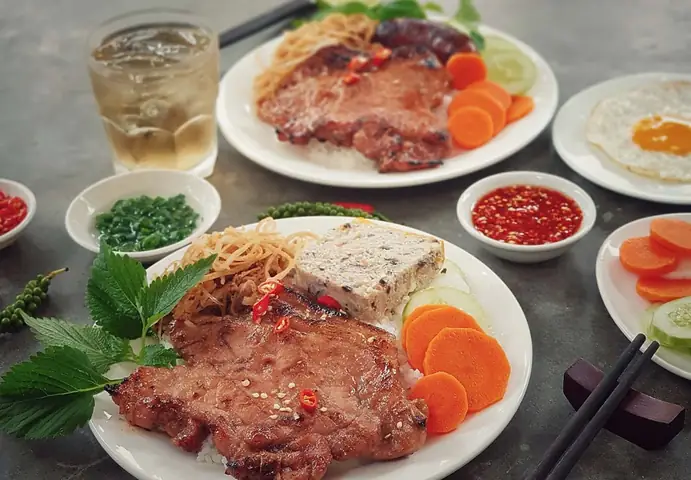 Sài Gòn Có Món Gì Ngon? Khám Phá 5 Đặc Sản Đã Được Công Nhận