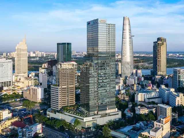 Saigon Centre Nam Kỳ Khởi Nghĩa: Đánh Giá Chi Tiết Trung Tâm Mua Sắm Cao Cấp
