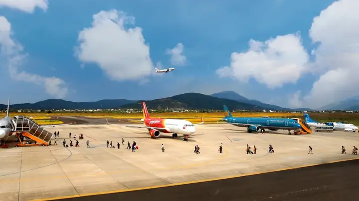 Địa Chỉ, Cách Di Chuyển Và Lưu Ý Khi Tới Sân Bay Liên Khương
