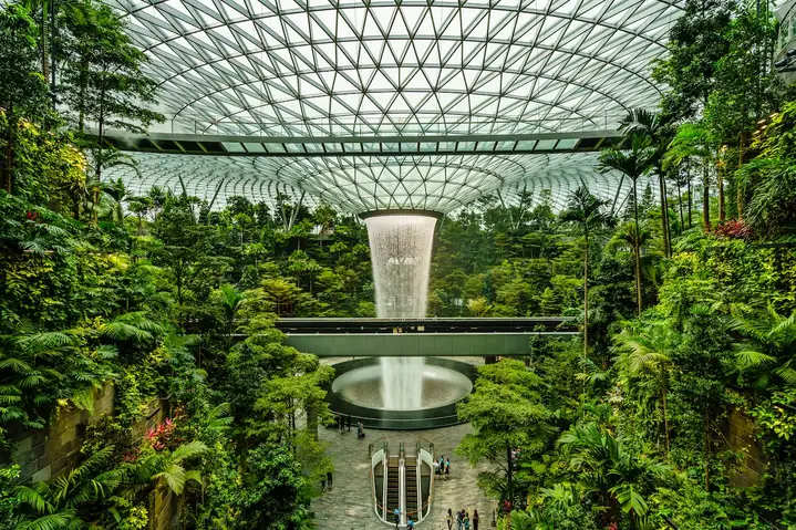 Hướng Dẫn Chi Tiết Khám Phá Sân Bay Changi Singapore