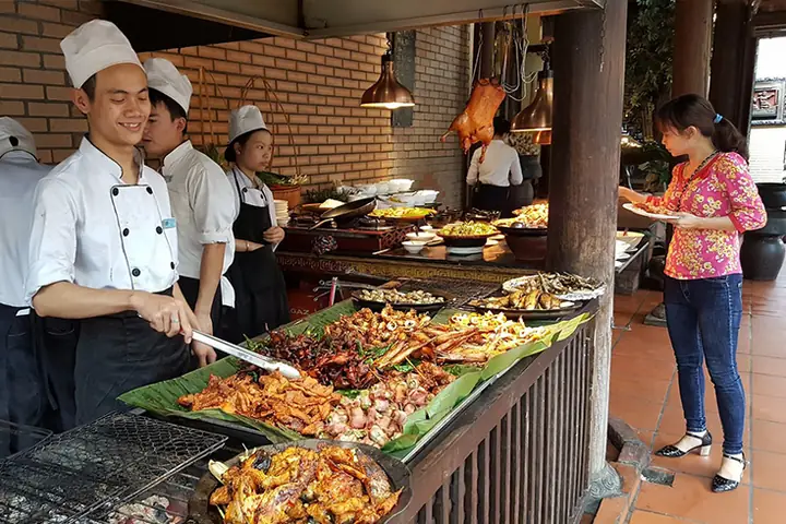 Buffet Sen Tây Hồ Hà Nội: Đánh Giá Chi Tiết Giá Cả & Trải Nghiệm Thực Tế Buffet Sen Tây Hồ Hà Nội: Đánh Giá Chi Tiết Giá Cả & Trải Nghiệm Thực Tế