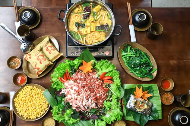 Đánh Giá Chi Tiết Set Lẩu Riêu Cua Bắp Bò Tại Nhà Hàng Góc Quê: Trải Nghiệm Ẩm Thực Đậm Chất Quê Hương Đánh Giá Chi Tiết Set Lẩu Riêu Cua Bắp Bò Tại Nhà Hàng Góc Quê: Trải Nghiệm Ẩm Thực Đậm Chất Quê Hương