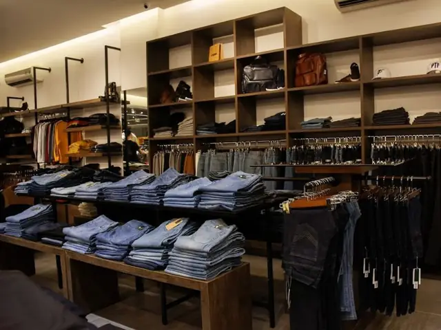 Khám Phá 7 Shop Đồ Secondhand Uy Tín Tại Thủ Đức