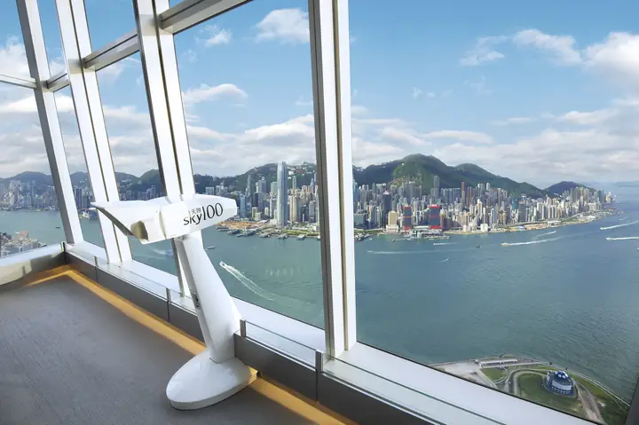 Khám Phá Sky100 Observation Deck – Hướng Dẫn Du Khách