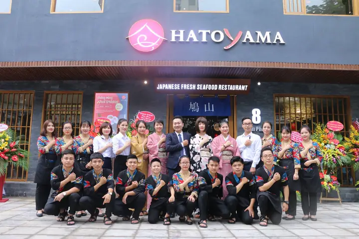 Hatoyama 8 Vạn Phúc: Review Tinh Hoa Ẩm Thực Nhật