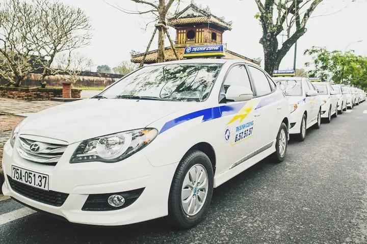 Hướng Dẫn Đặt Taxi Vàng Huế Nhanh Chóng, Giá Rẻ Cho Du Khách Hướng Dẫn Đặt Taxi Vàng Huế Nhanh Chóng, Giá Rẻ Cho Du Khách
