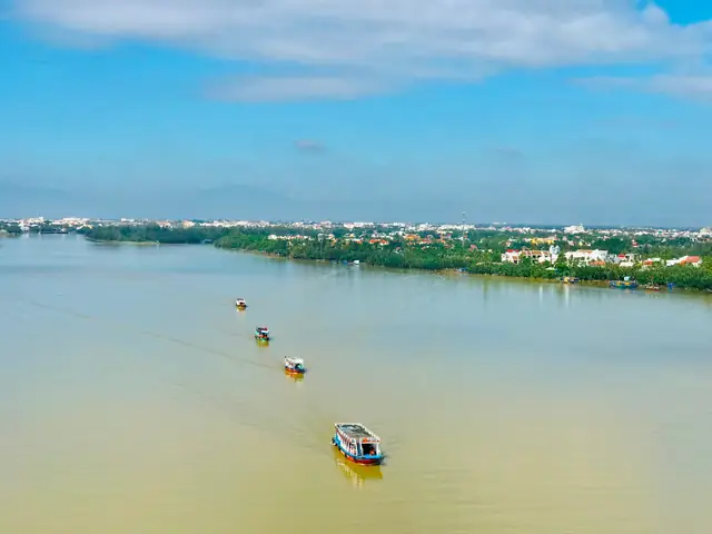 Khám Phá Sông Thu Bồn – Dòng Sông Lịch Sử Và Du Lịch Của Quảng Nam
