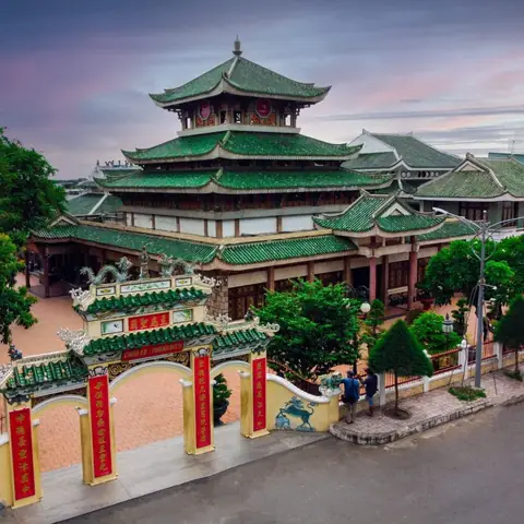 Khám Phá Truyền Thuyết Bà Chúa Xứ Núi Sam Và Di Sản Văn Hoá