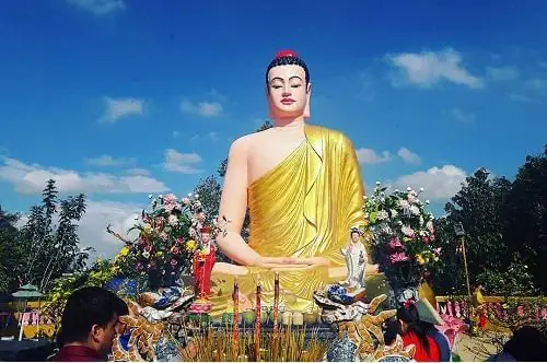 Sự Tích Chùa Phật Cô Đơn: Lịch Sử, Ý Nghĩa Và Những Điều Thú Vị Bạn Cần Biết Sự Tích Chùa Phật Cô Đơn: Lịch Sử, Ý Nghĩa Và Những Điều Thú Vị Bạn Cần Biết