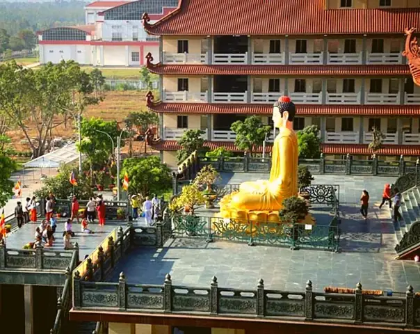 Sự Tích Chùa Phật Cô Đơn: Lịch Sử, Ý Nghĩa Và Những Điều Thú Vị Bạn Cần Biết Sự Tích Chùa Phật Cô Đơn: Lịch Sử, Ý Nghĩa Và Những Điều Thú Vị Bạn Cần Biết