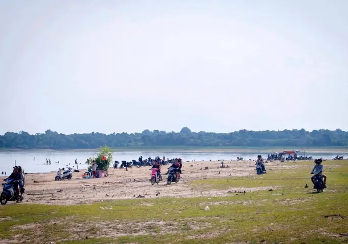 Khám Phá Suối Dây: Vị Trí, Lịch Sử Và Tiềm Năng Phát Triển