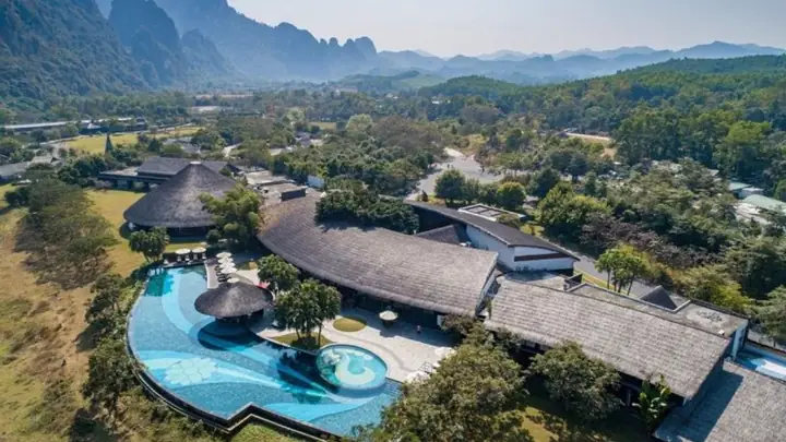 Khám Phá Suối Khoáng Kim Bôi: Hướng Dẫn Chi Tiết Cho Du Khách Khám Phá Suối Khoáng Kim Bôi: Hướng Dẫn Chi Tiết Cho Du Khách