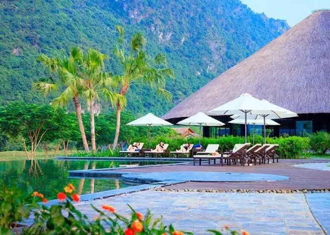Khám Phá Suối Khoáng Kim Bôi: Hướng Dẫn Chi Tiết Cho Du Khách Khám Phá Suối Khoáng Kim Bôi: Hướng Dẫn Chi Tiết Cho Du Khách
