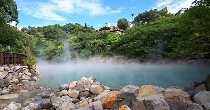 Khám Phá Suối Khoáng Kim Bôi: Hướng Dẫn Chi Tiết Cho Du Khách Khám Phá Suối Khoáng Kim Bôi: Hướng Dẫn Chi Tiết Cho Du Khách