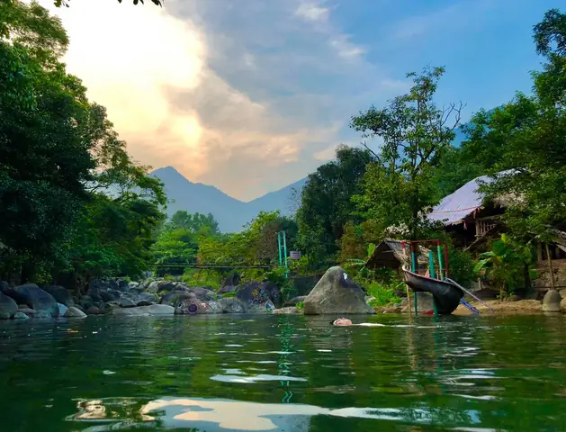 Khám Phá Suối Lương Đà Nẵng: Hướng Dẫn Du Lịch Cho Gia Đình Khám Phá Suối Lương Đà Nẵng: Hướng Dẫn Du Lịch Cho Gia Đình