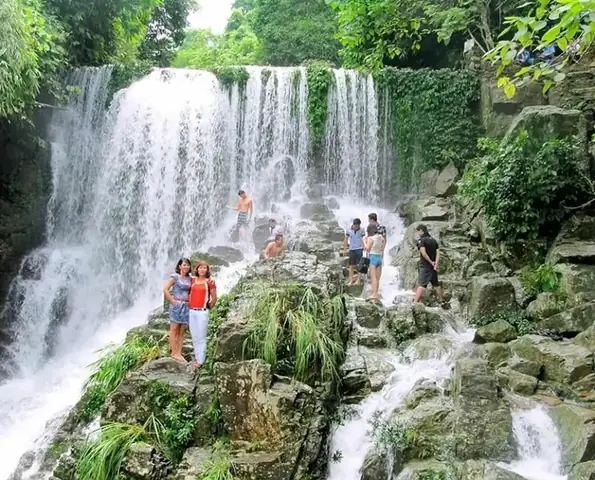Khám Phá Khoang Xanh Suối Tiên: Hướng Dẫn Du Lịch Cho Gia Đình