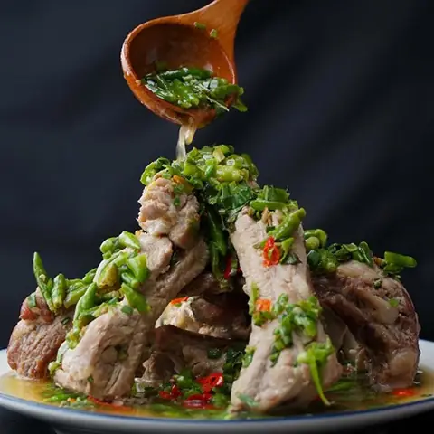 Hướng Dẫn Chi Tiết Cách Làm Sườn Cay Thái Lan Cho Gia Đình