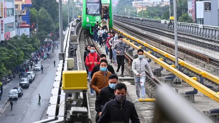 Cẩm Nang Du Lịch Tàu Đường Sắt Cát Linh Hà Đông Cho Người Mới