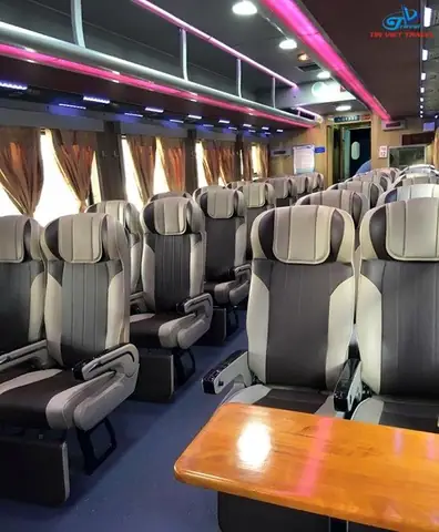 Cẩm Nang Trải Nghiệm Tàu Hỏa 5 Sao Sài Gòn Đi Nha Trang, Phan Thiết: Đẳng Cấp, Tiện Nghi & Mẹo Đặt Vé
