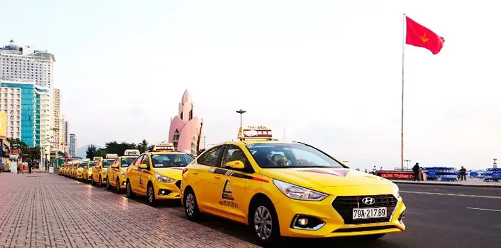 So Sánh Giá Và Dịch Vụ Taxi Sân Bay Cam Ranh Cho Nha Trang