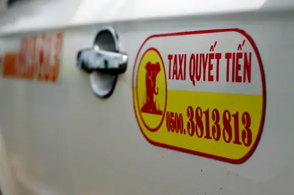 Taxi Quyết Tiến Buôn Ma Thuột: Dịch Vụ & Giá Cả
