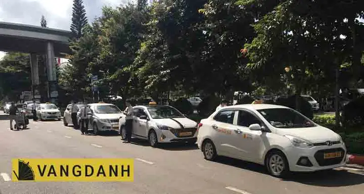 Taxi Sân Bay Buôn Ma Thuột: Hướng Dẫn Chi Tiết Đặt Xe Và Lưu Ý