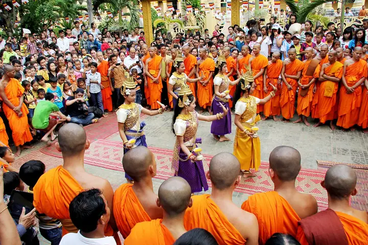 Khám Phá Lễ Hội Chol Chnam Thmay – Nghi Lễ Năm Mới Khmer