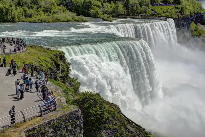 Thác Niagara: Kỳ Quan Thiên Nhiên Hùng Vĩ Biên Giới Mỹ-canada