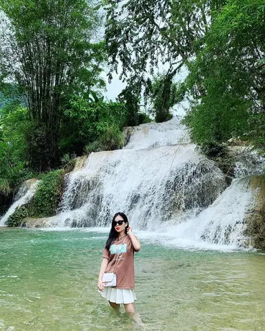 Cẩm Nang Thác Trăng Tân Lạc Hòa Bình: Địa Điểm Tránh Nóng Hoàn Hảo