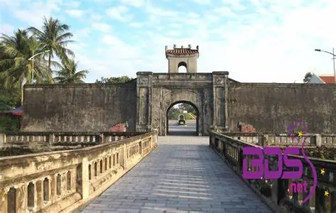 Dịch ‘thành Cổ Quảng Trị’ Sang Tiếng Anh – Ancient Citadel