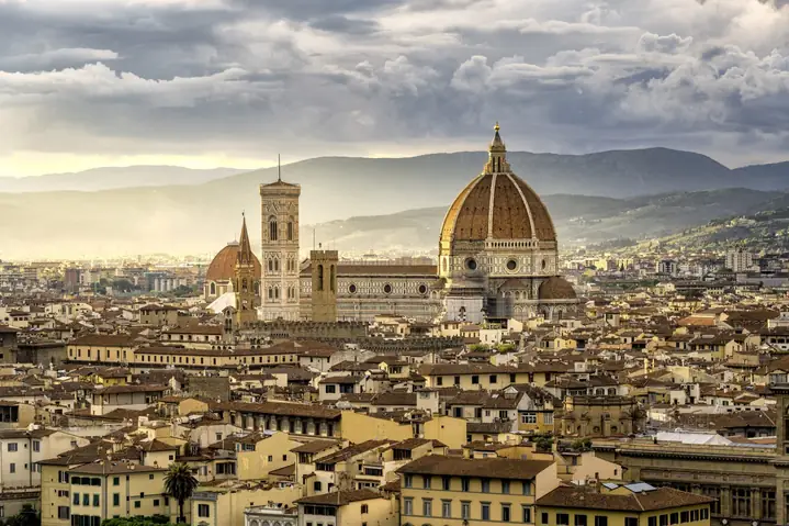 Khám Phá Lịch Sử Và Kiến Trúc Nhà Thờ Santa Maria Del Fiore